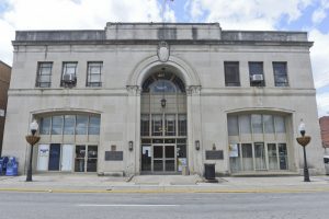 Council discusses pay raise for members